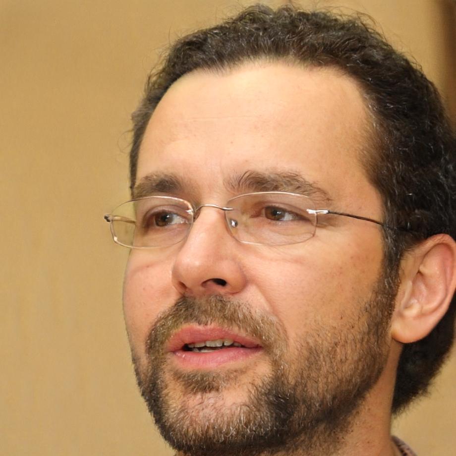 Portrait de Hadrien Beaumont, expert en contrôle de gestion